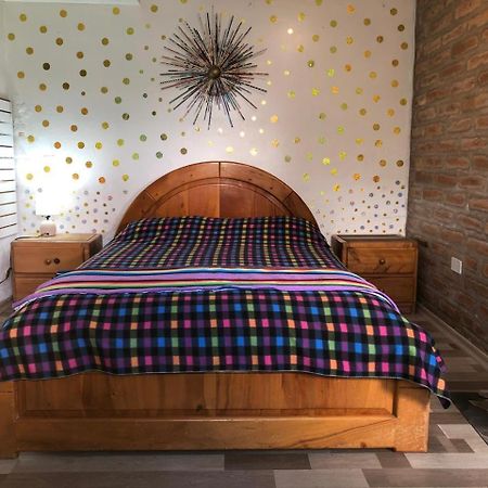 Mini Suites En El Mejor Sector De La Ciudad กีโต ภายนอก รูปภาพ